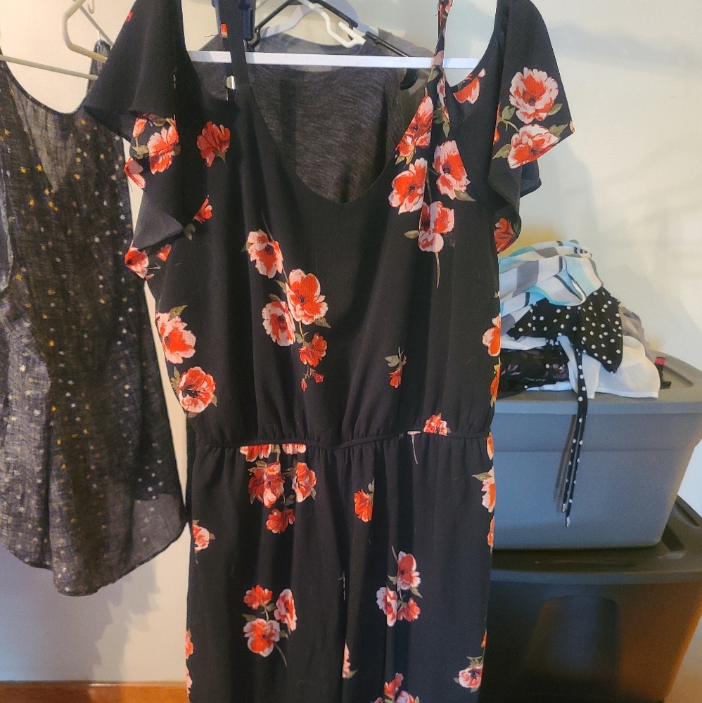 Maurices floral jumpsuit size 2